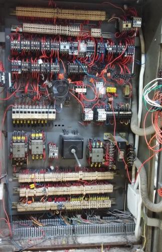 naprawa sterowania wtryskarki